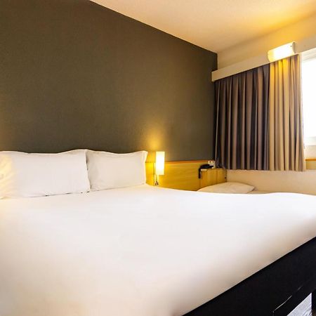 Отель Ibis Criciuma Крисиума Экстерьер фото